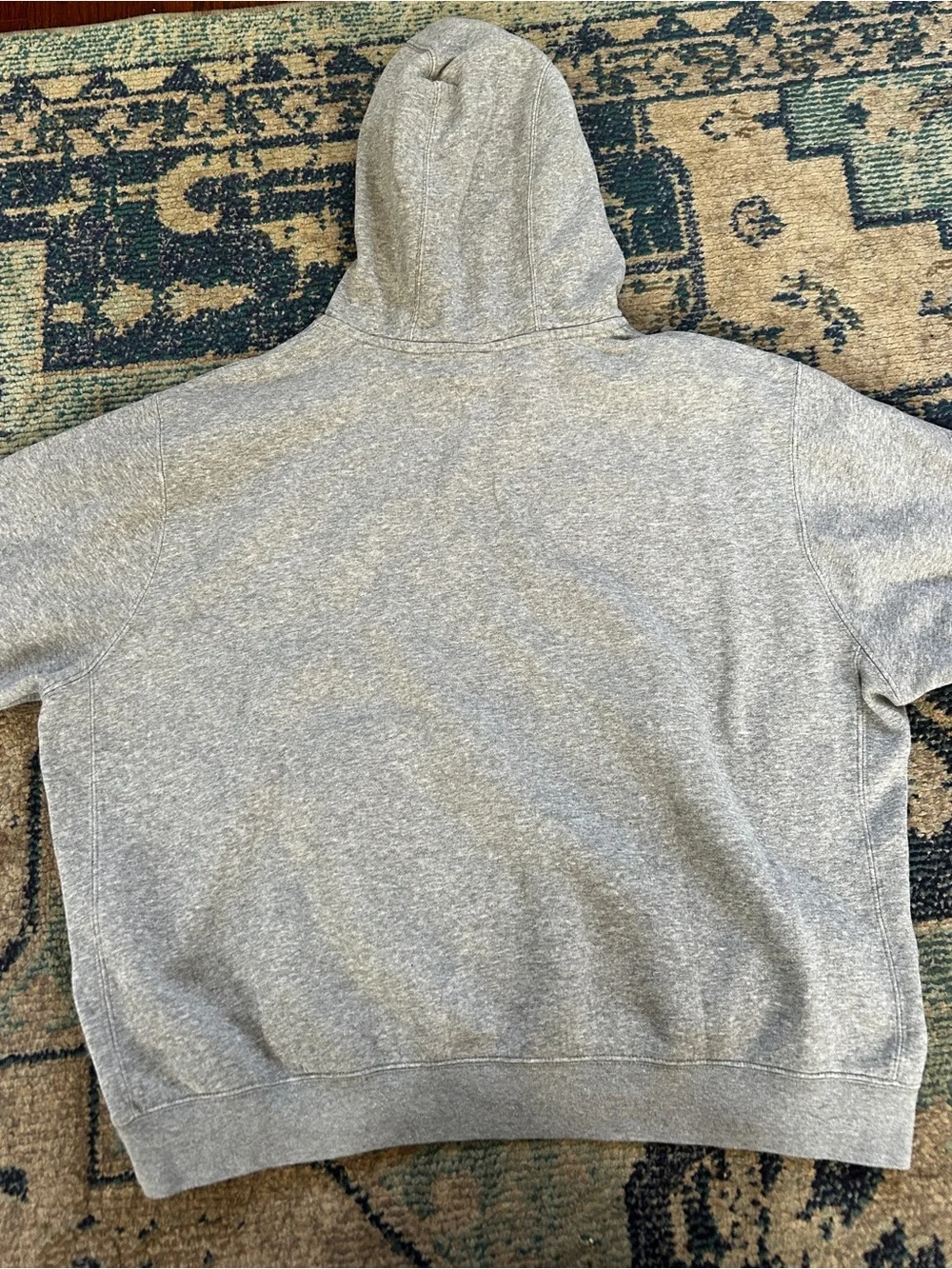 Nike Men’s Sportswear Hoodie XL Gray Embroidered Logo Pullover Sweatshirt